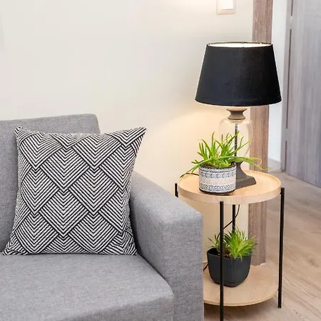 Сasa de vacaciones Frank's Place - Private Parking *