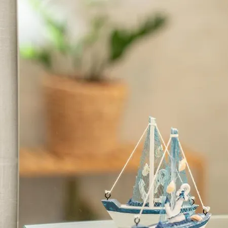 Frank's Place - Private Parking Сasa de vacaciones *