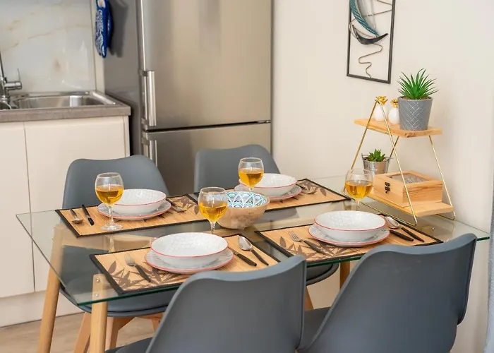 Frank's Place - Private Parking Vakantiehuis